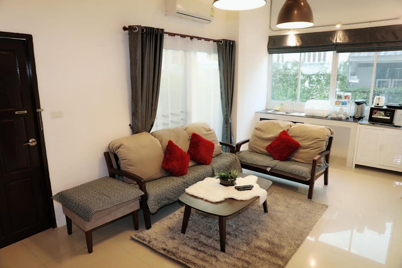 Close Maya Nimman 5Bedroom Villa Chiang Mai Extérieur photo